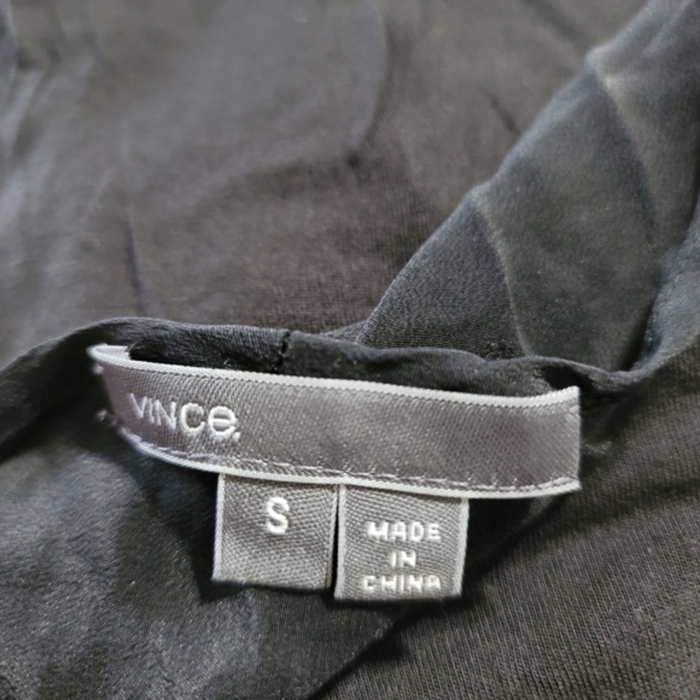 Vince Women Sz Small Black Long Sleeve Pullover Blouse Top.Cutout detail on arm - Picture 4 of 5